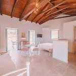 George Seafront Appartement Néon Oítilon