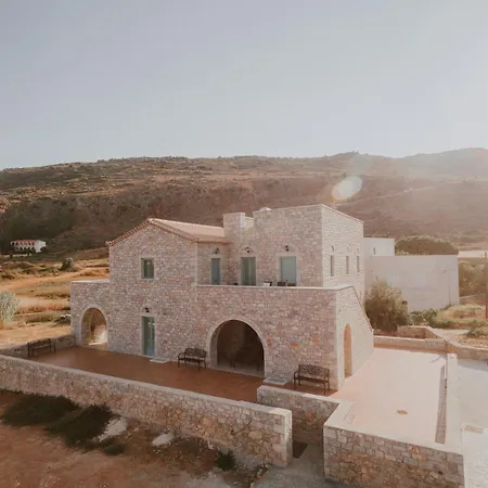 Apartmán George Seafront Néon Oítilon