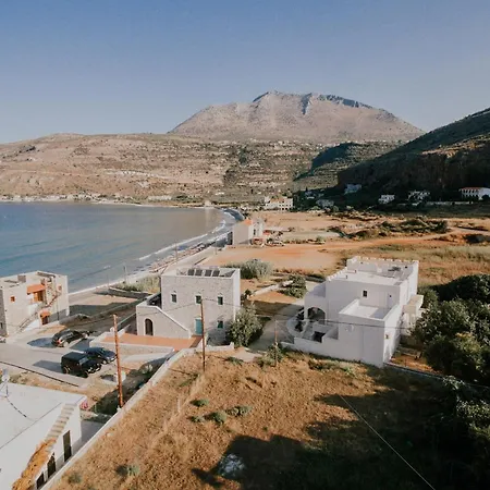 George Seafront * Néon Oítilon