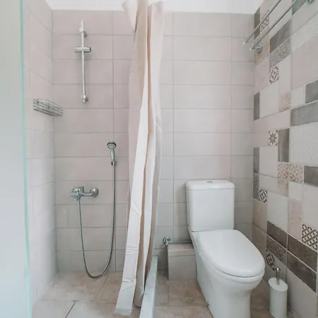 George Seafront Néon Oítilon