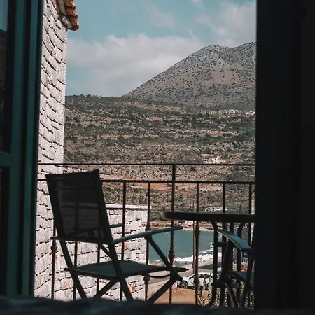 George Seafront * Néon Oítilon