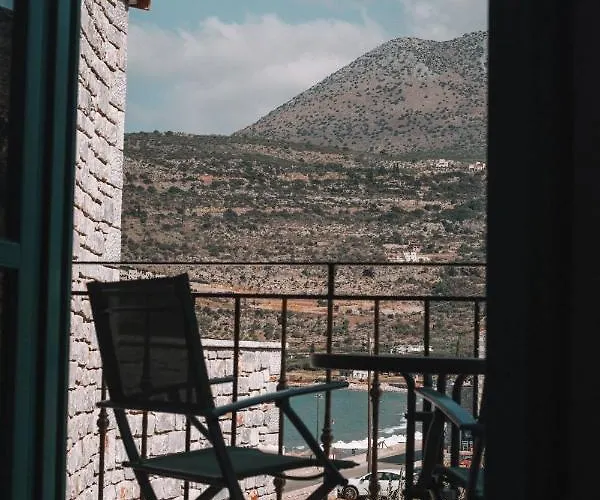 George Seafront * Néon Oítilon