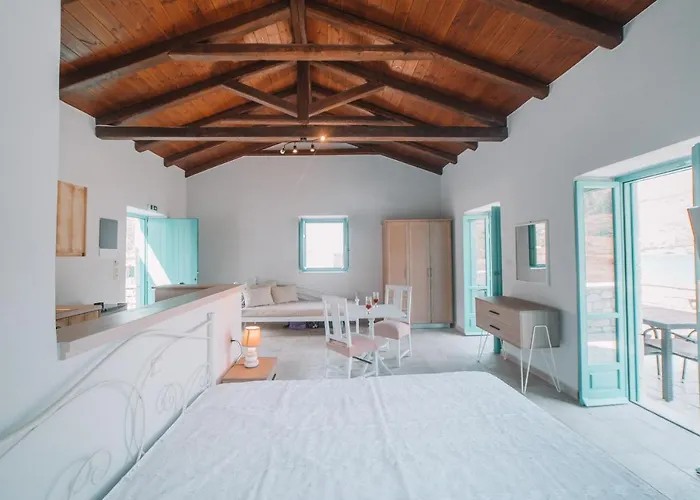 George Seafront Néon Oítilon